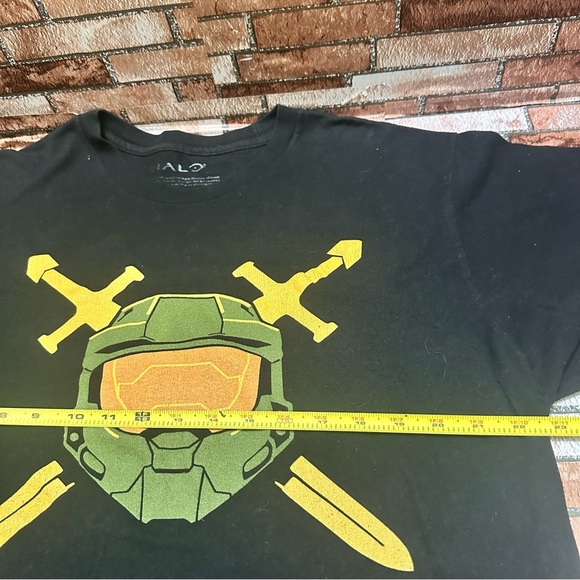 Men’s Halo Black Short Sleeve Tee with Bold Graphic Design size L - Picture 7 of 9